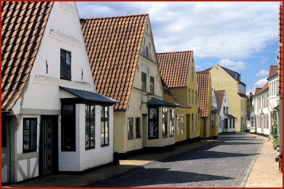 Hotel Vin & Gastro Aabenraa Buitenkant foto